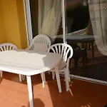 A 50 Metros Del Mar Διαμέρισμα *