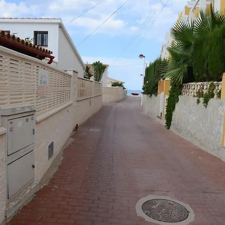 A 50 Metros Del Mar Dénia